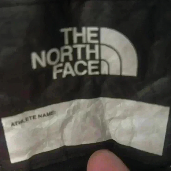 NWOT THE NORTH FACE GIRLS JACKET IN SIZE 16 - Picture 7 of 8